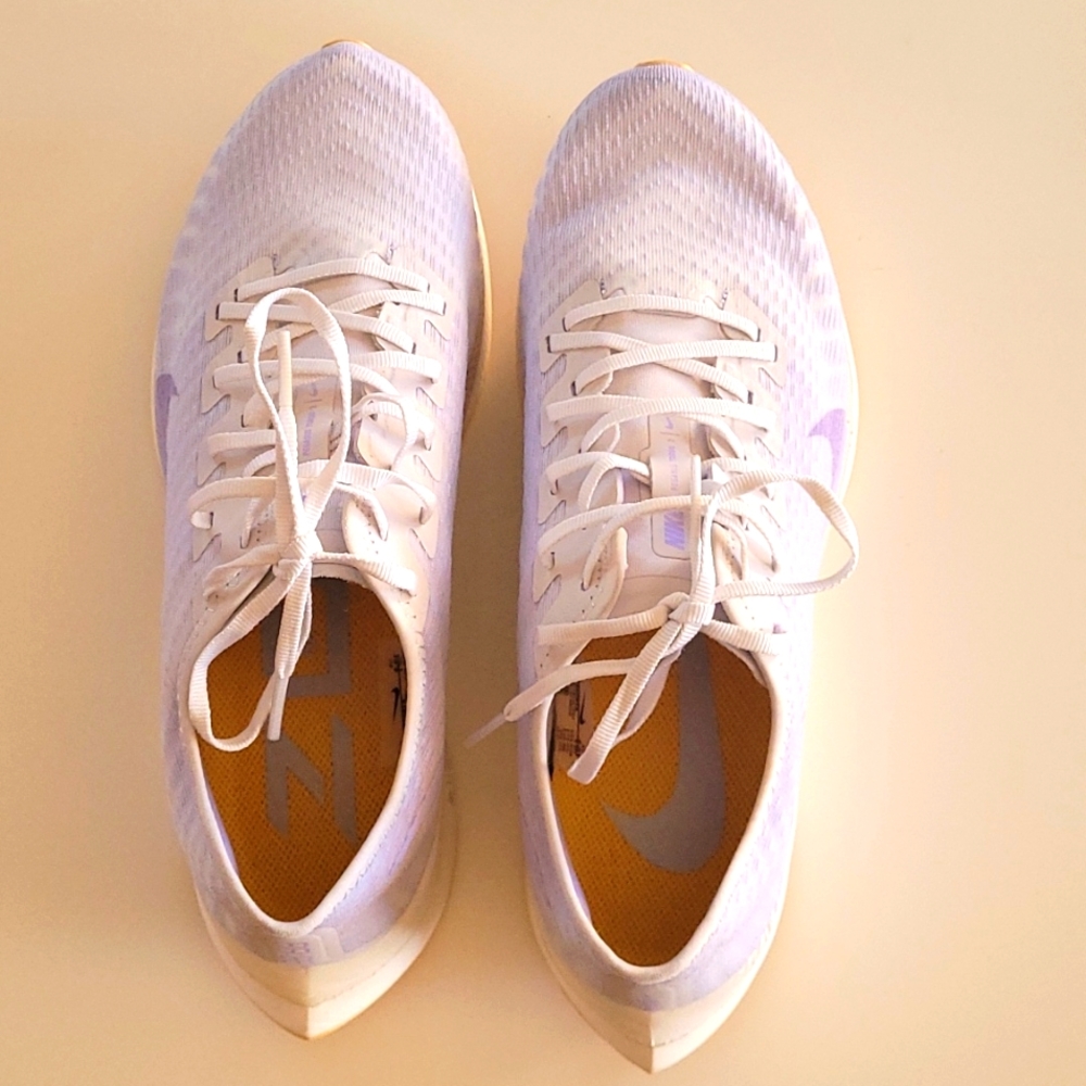 145- Nike Zoom Pegasus Turbo 2 Lavender Mist Size 10.5
